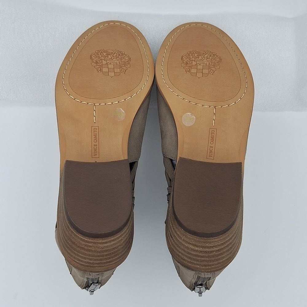 NIB VINCE CAMUTO Prestetta Bootie - Foxy True Suede, Taupe - Picture 10 of 16